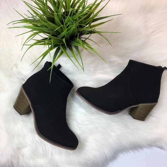 Shoe Dazzle Shoes - 🎉 SHOE-DAZZLE VESPER ankle boots